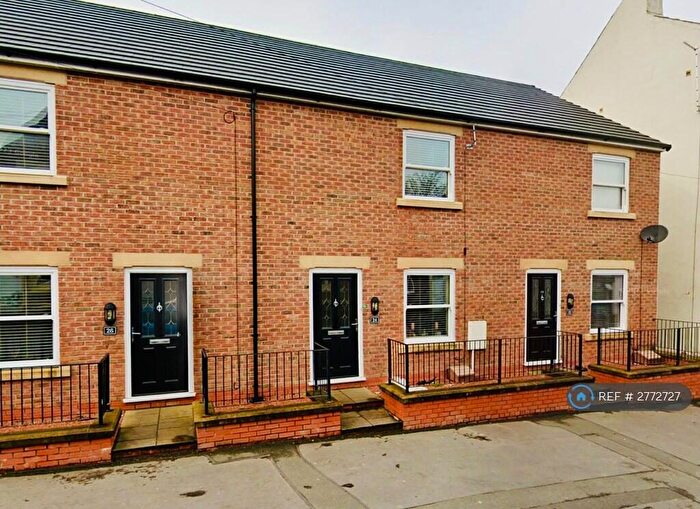 2 Bedroom End Of Terrace House To Rent In Freckleton Street, Preston, Lancashire, PR4