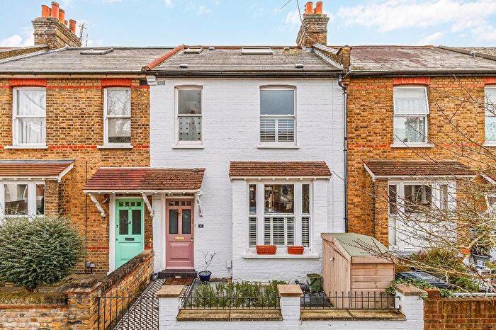 3 Bedroom Terraced House To Rent In Hessel Road, Ealing, London, W13