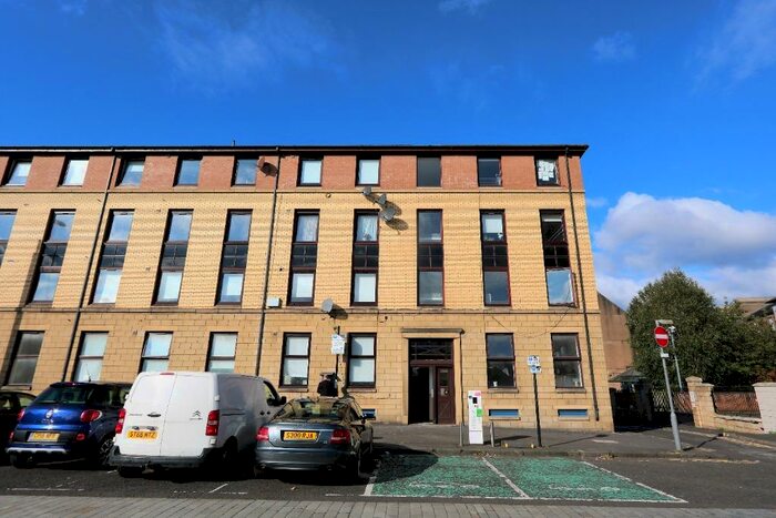 2 Bedroom Flat To Rent In South Portland Street, Glasgow, G5