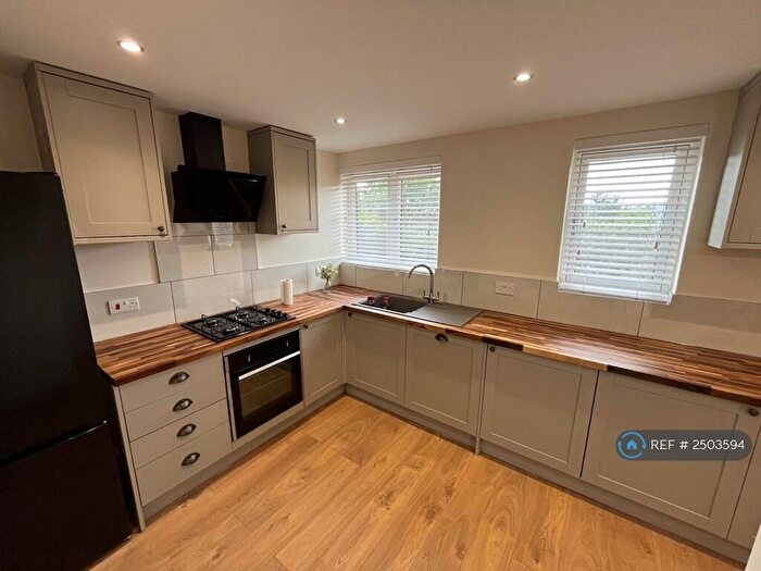 4 Bedroom End Of Terrace House To Rent In Windmill Lane, Nottingham, NG3