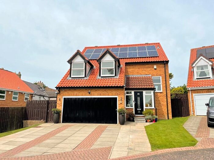 3 Bedroom Detached House To Rent In Northside Close, Middridge, Newton Aycliffe, DL5