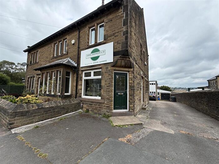 2 Bedroom Flat To Rent In Haworth Road, Cross Roads, Keighley, BD22