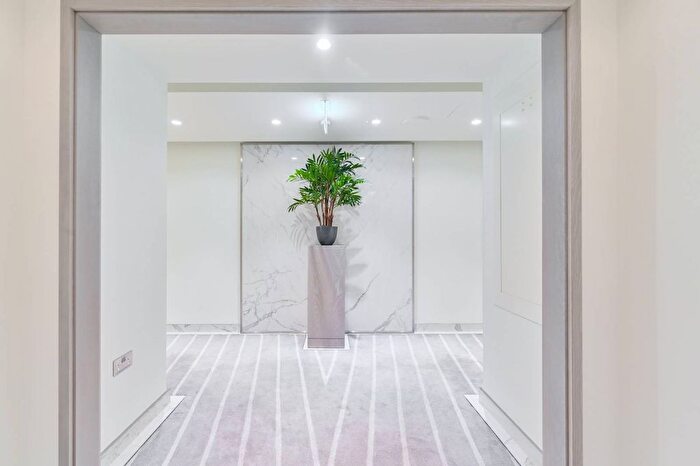 1 Bedroom Flat To Rent In Damac, Nine Elms, London, SW8