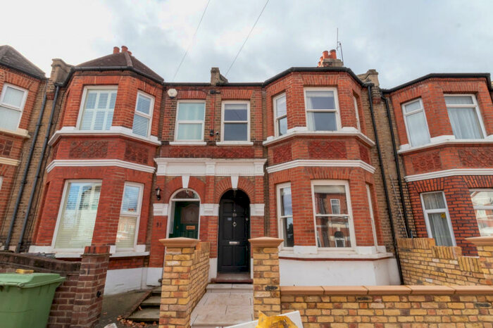 4 Bedroom Terraced House To Rent In Vambery Road, London, SE18