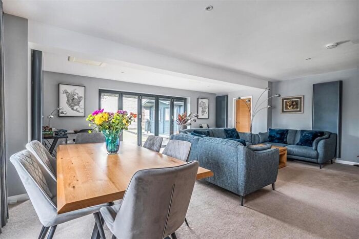 4 Bedroom Detached House For Sale In Damy Green, Corsham, SN13