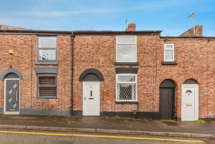 2 Bedroom Terraced House For Sale In Pearle Street, Macclesfield, Cheshire, SK10