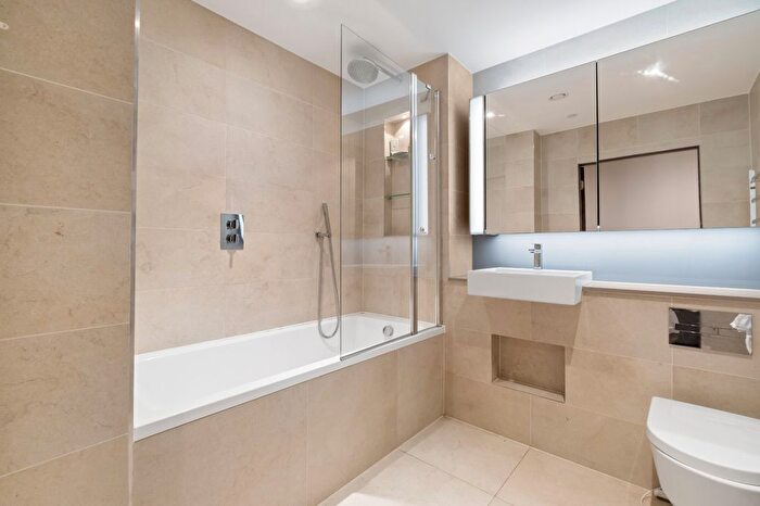 1 Bedroom Flat To Rent In Montrose Building, Malthouse Road, SW11