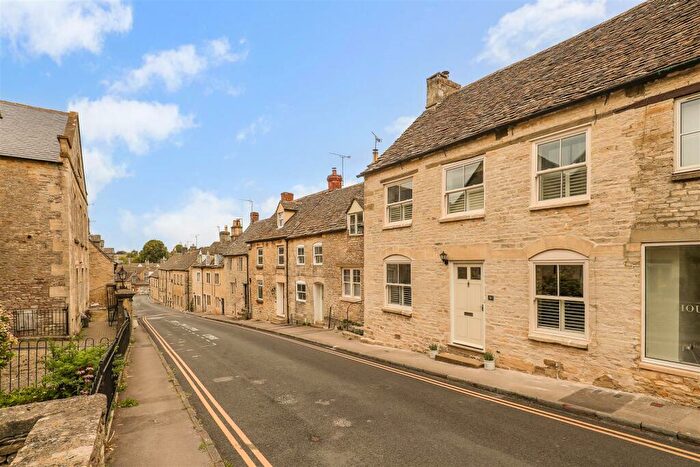 3 Bedroom House For Sale In Tetbury Street, Minchinhampton, Stroud, GL6