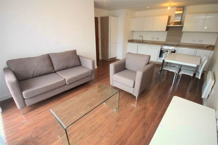 2 Bedroom Apartment To Rent In Riverside, Derwent Street Salford, M5