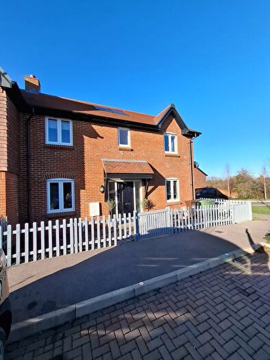 4 Bedroom Semi Detached House For Sale In Burnet Lane, Kings Worthy, Winchester, Hampshire, SO23