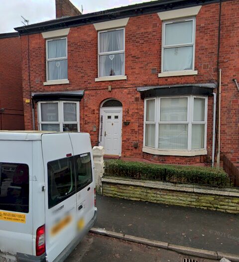 1 Bedroom Flat To Rent In Chatham Street, Stockport, Greater Manchester, SK3
