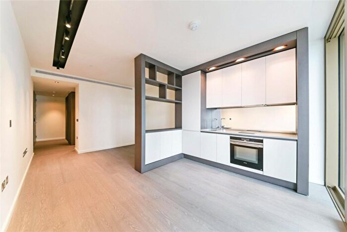 Apartment To Rent In Park Drive, London, E14