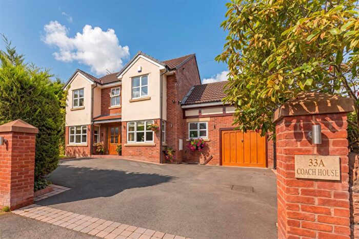 5 Bedroom Detached House For Sale In Oldfield Drive, Heswall, Wirral, CH60