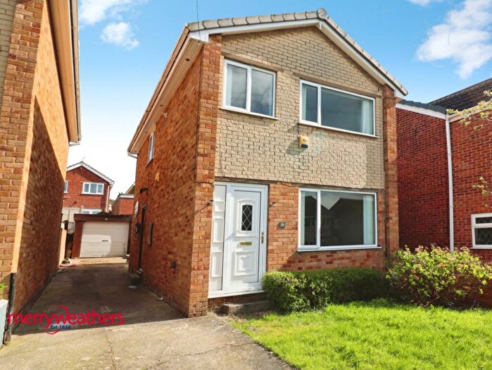 3 Bedroom Detached House For Sale In Carr View Road, Kimberworth, Rotherham., S61