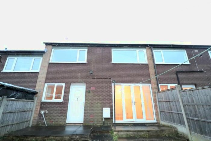 3 Bedroom Terraced House To Rent In Langbar Place, Leeds LS14