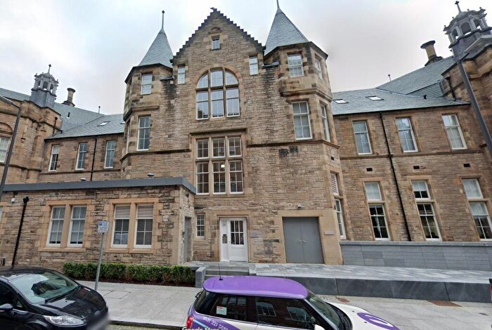 1 Bedroom Flat To Rent In Simpson Loan, Meadows, Edinburgh, EH3