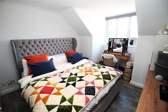 2 Bedroom Apartment To Rent In Moriconium Quay, Poole, BH15