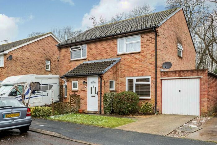 2 Bedroom Semi-Detached House To Rent In Cardinal Drive, Waterlooville, Hampshire, PO7