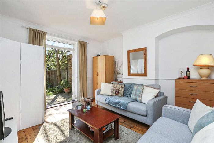 4 Bedroom Detached House To Rent In Sawley Road, London, W12