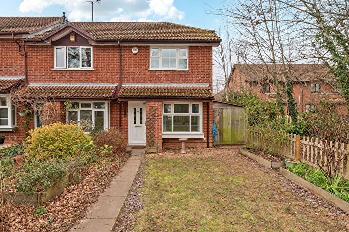 2 Bedroom End Of Terrace House For Sale In Chineham, Hampshire, RG24