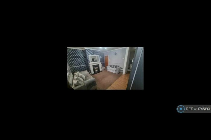 2 Bedroom Terraced House To Rent In Undercliffe Road, Bradford, BD2