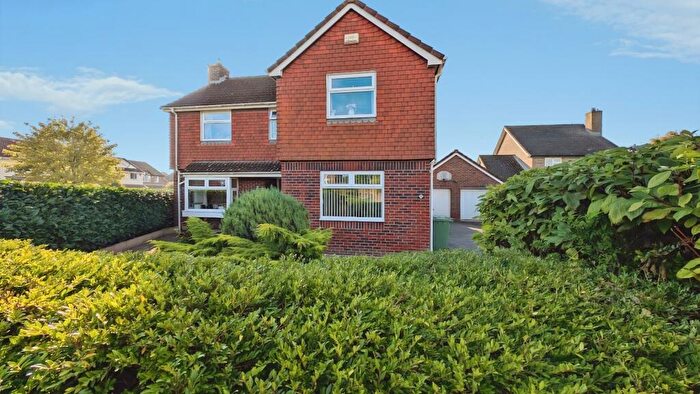4 Bedroom Detached House For Sale In Badgers Close, Bradley Stoke, Bristol, BS32