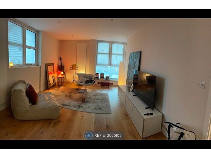 1 Bedroom Flat To Rent In Upper Richmond Road, London, SW15
