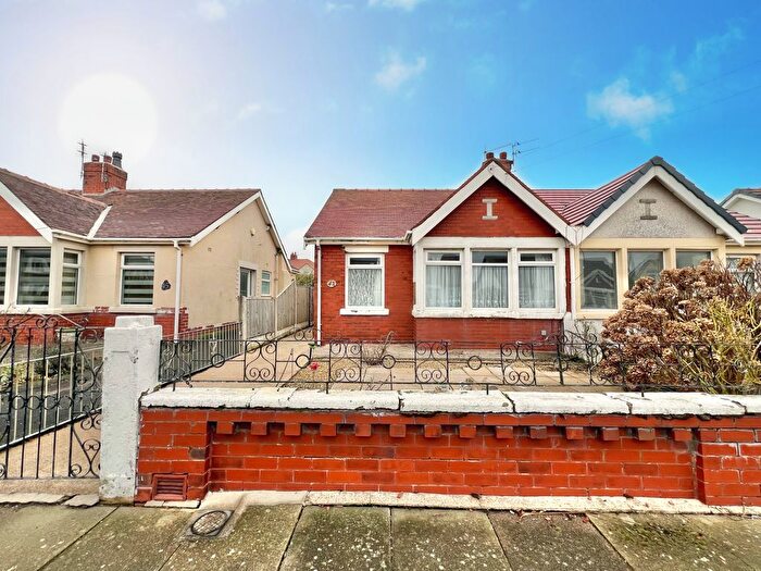 2 Bedroom Bungalow For Sale In Leith Avenue, Cleveleys, FY5