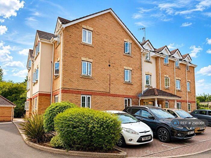 2 Bedroom Flat To Rent In Chandlers Gate, Eastleigh, SO53
