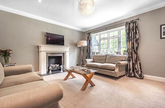 7 Bedroom House To Rent In Belmont Hill, Blackheath, SE13