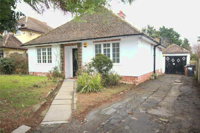 3 Bedroom Bungalow To Rent In Spring Lane, Flore, Northamptonshire, NN7