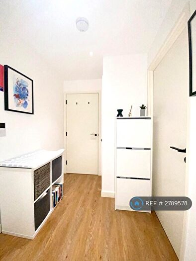 1 Bedroom Flat To Rent In Paxton House, London, SE25