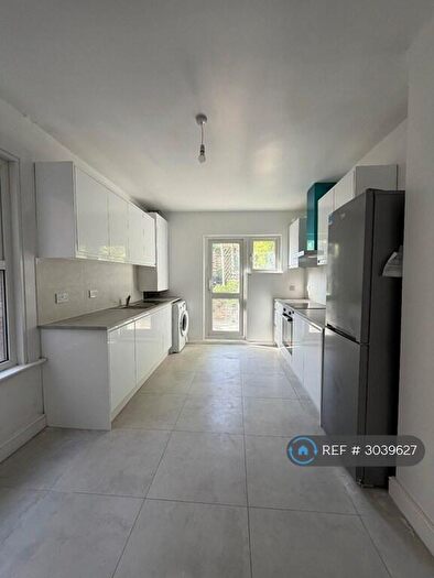 3 Bedroom Terraced House To Rent In Brookdene Road, London, SE18