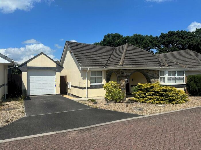 3 Bedroom Detached Bungalow To Rent In Primrose Gardens, Tavistock, PL19