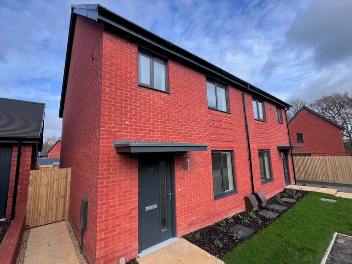 3 Bedroom Semi-Detached House To Rent In Stonyfield Road, Whiteley, Fareham, PO15