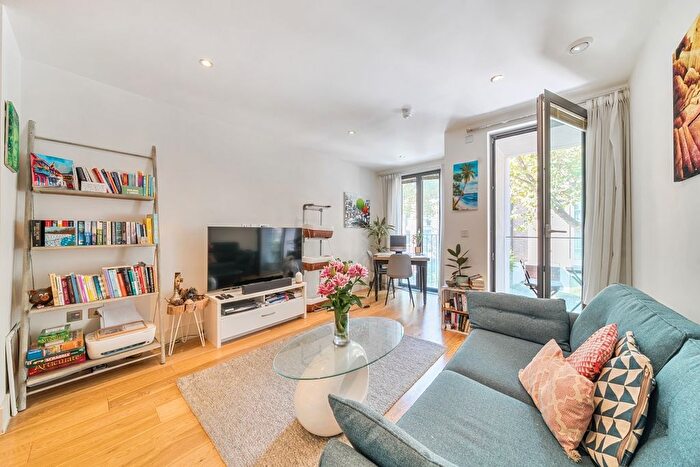 1 Bedroom Flat To Rent In Bonchurch Road, London, W10