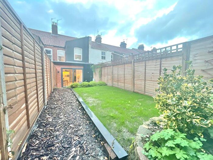 2 Bedroom Terraced House To Rent In Bell Road, Norwich, NR3