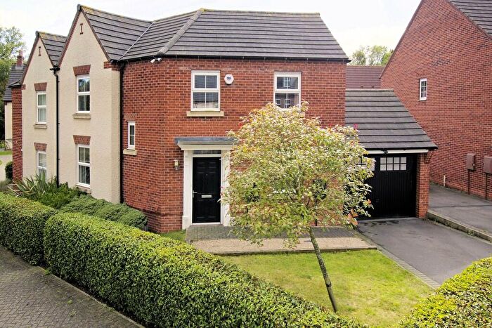 3 Bedroom Semi-Detached House For Sale In Abbotsford Road, Ashby-de-la-Zouch, LE65