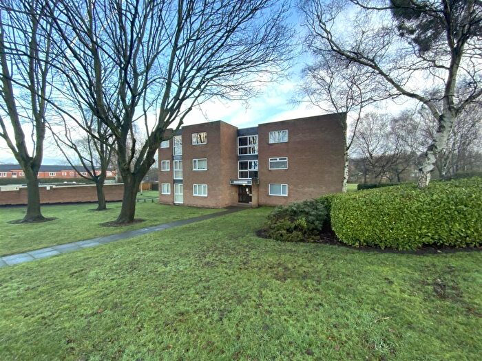 2 Bedroom Flat To Rent In Lakeside Walk, Erdington, B23