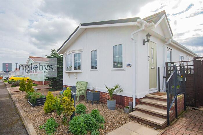 2 Bedroom Park Home For Sale In Milton Street, Saltburn-By-The-Sea, TS12