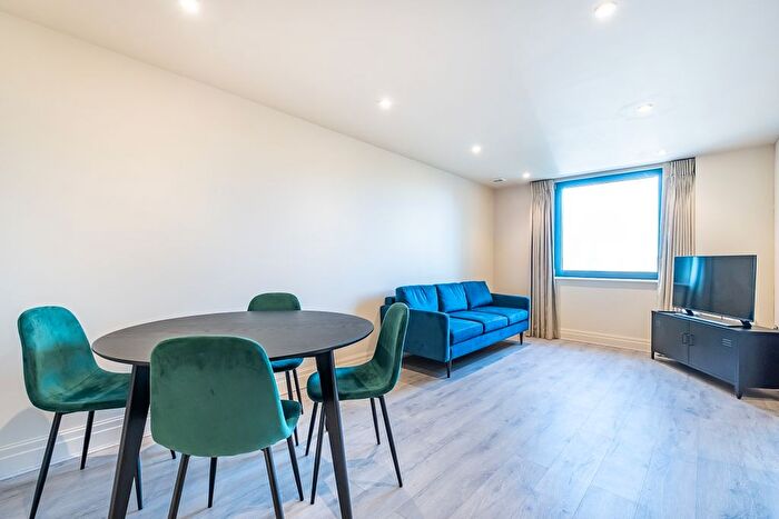 2 Bedroom Flat To Rent In Sheldon Square, London, W2