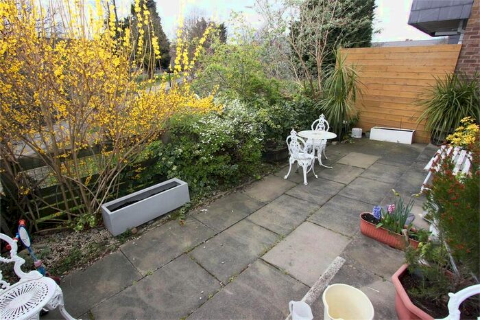 3 Bedroom Semi-Detached House To Rent In Rum Close, London, E1W