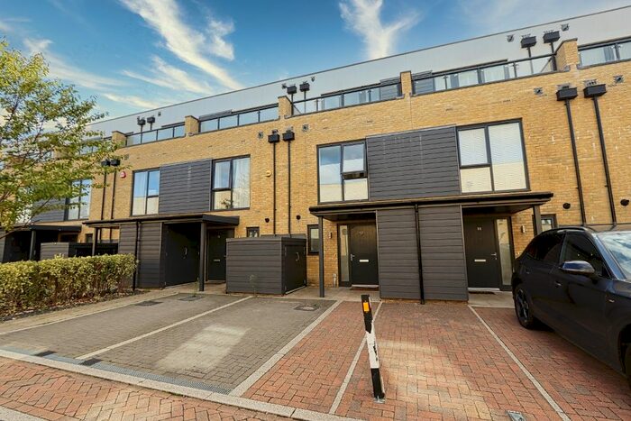 3 Bedroom Terraced House To Rent In Charlock Close, Romford, RM3