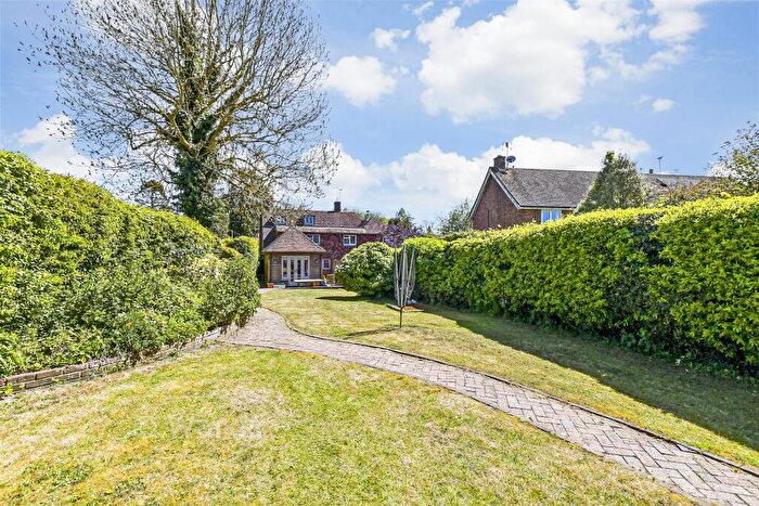 3 Bedroom Semi-Detached House For Sale In Liverton Hill, Sandway, Maidstone, Kent, ME17