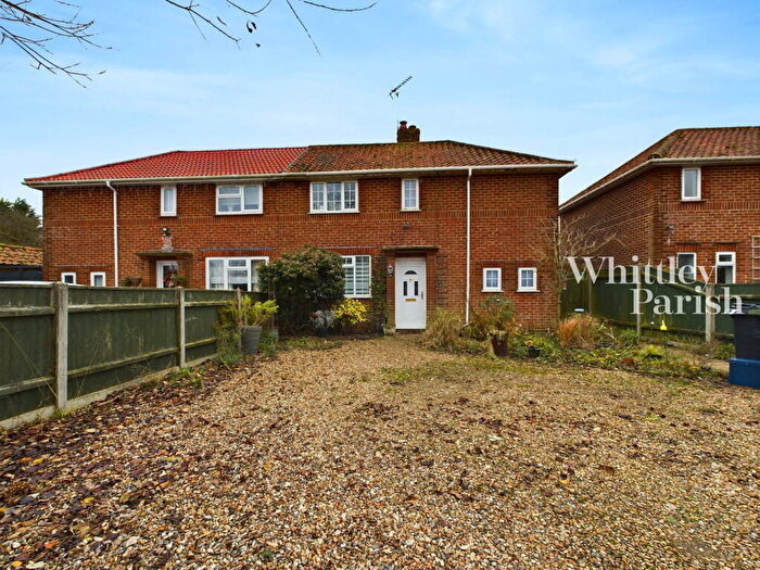 3 Bedroom Semi-Detached House For Sale In Skinners Lane, Starston, Harleston, IP20