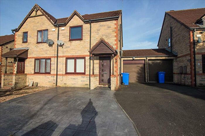 3 Bedroom Semi-Detached House To Rent In Beech Avenue, The Pastures, Cramlington, NE23