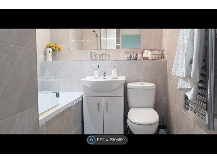 3 Bedroom End Of Terrace House To Rent In South Ockendon, South Ockendon, RM15