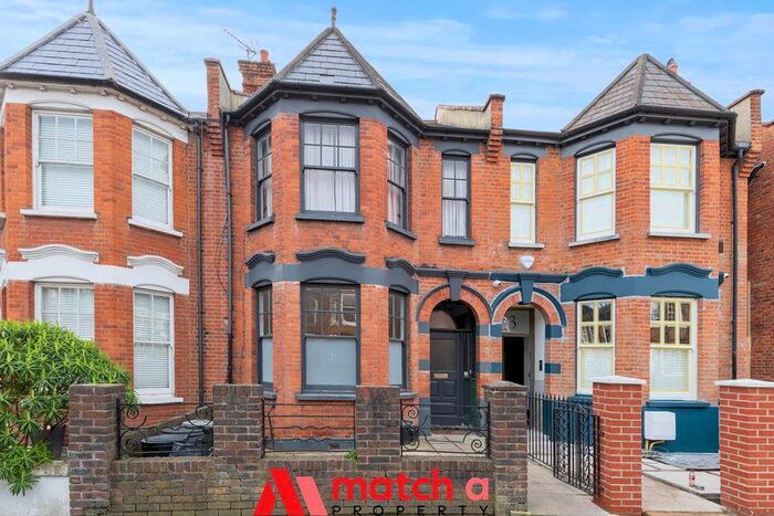 1 Bedroom Flat To Rent In Finstock Road, London, W10