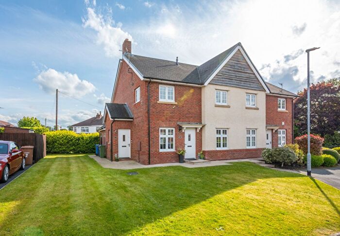 2 Bedroom Flat For Sale In Park Royal Court, Chorley, PR7