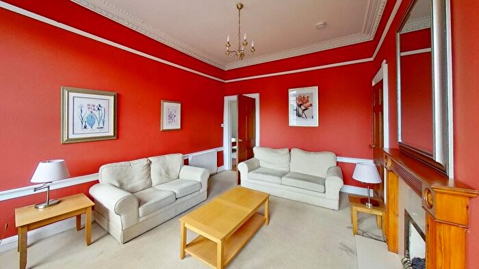 2 Bedroom Flat To Rent In Cheyne Street, Edinburgh, EH4